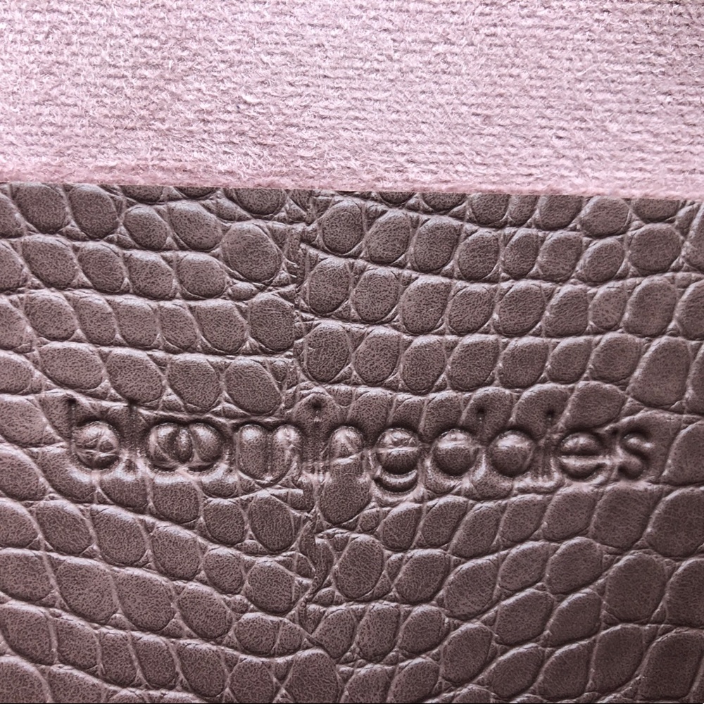 Bloomingdale’s Bag BRAND NEW - Picture 3 of 4